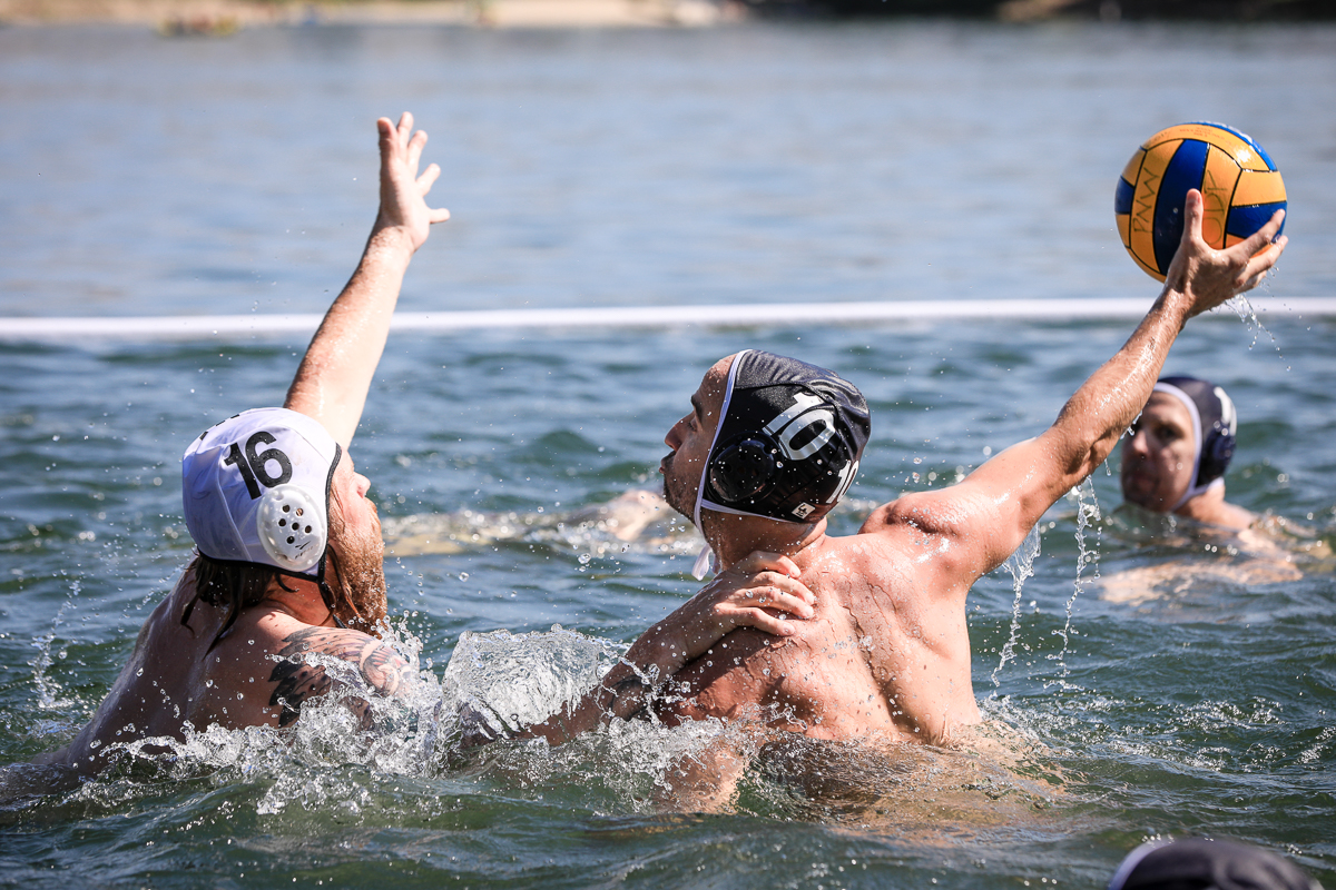 IMAGE: http://bwhip.com/galleries/BlogPhotos/family717/6U4A5837.jpg